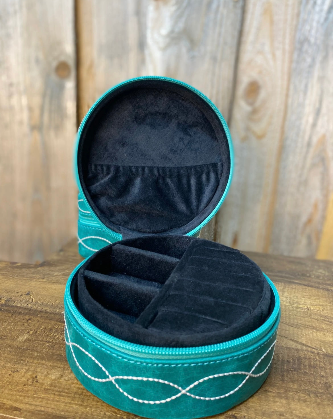 Boot stitch mini jewelry box