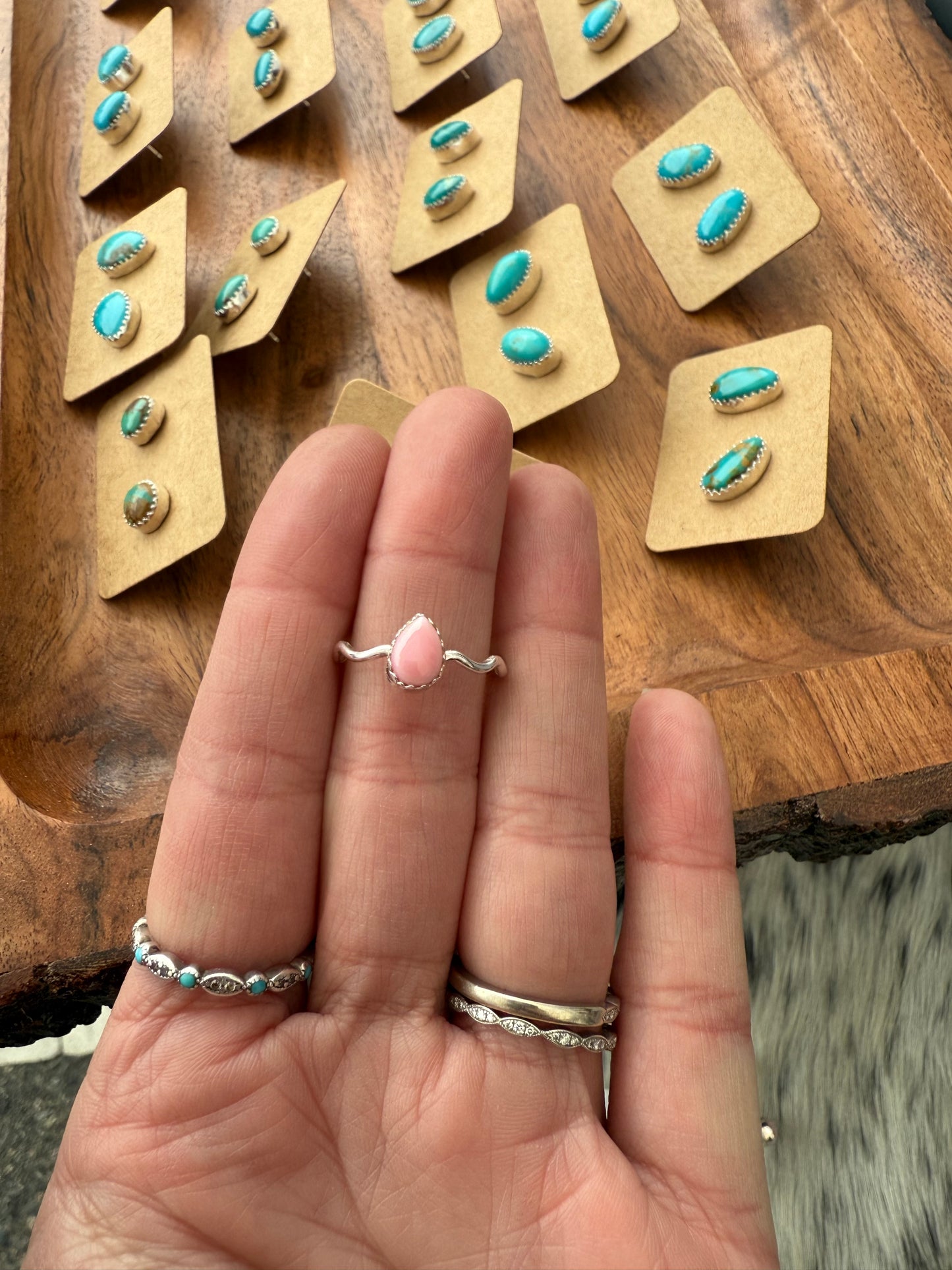Pink Conch Wavy Ring
