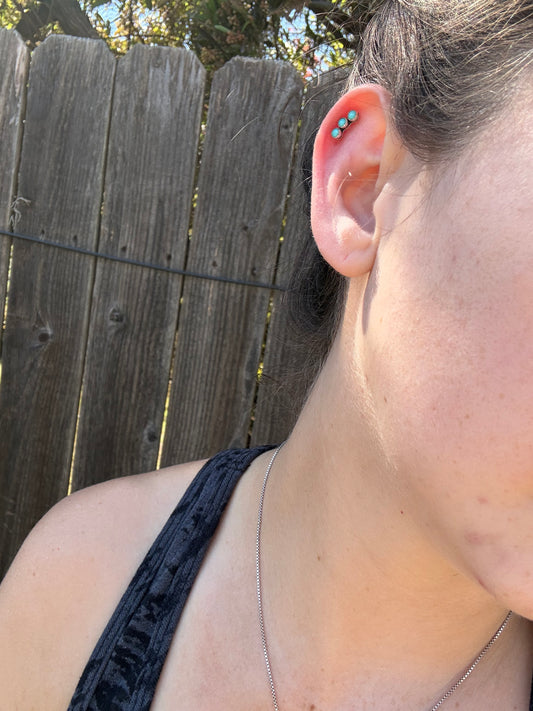 3mm Kingman Turquoise 3 Stone Ear Crawler